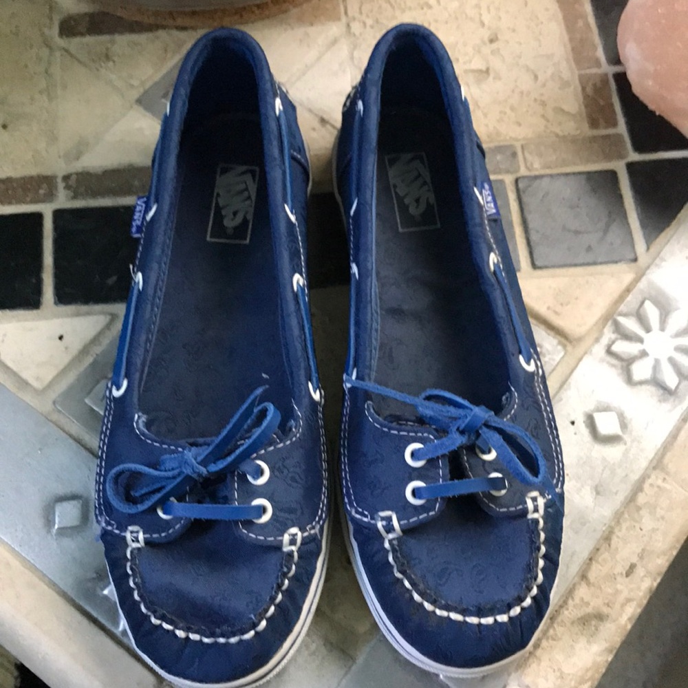Vans boat shoes